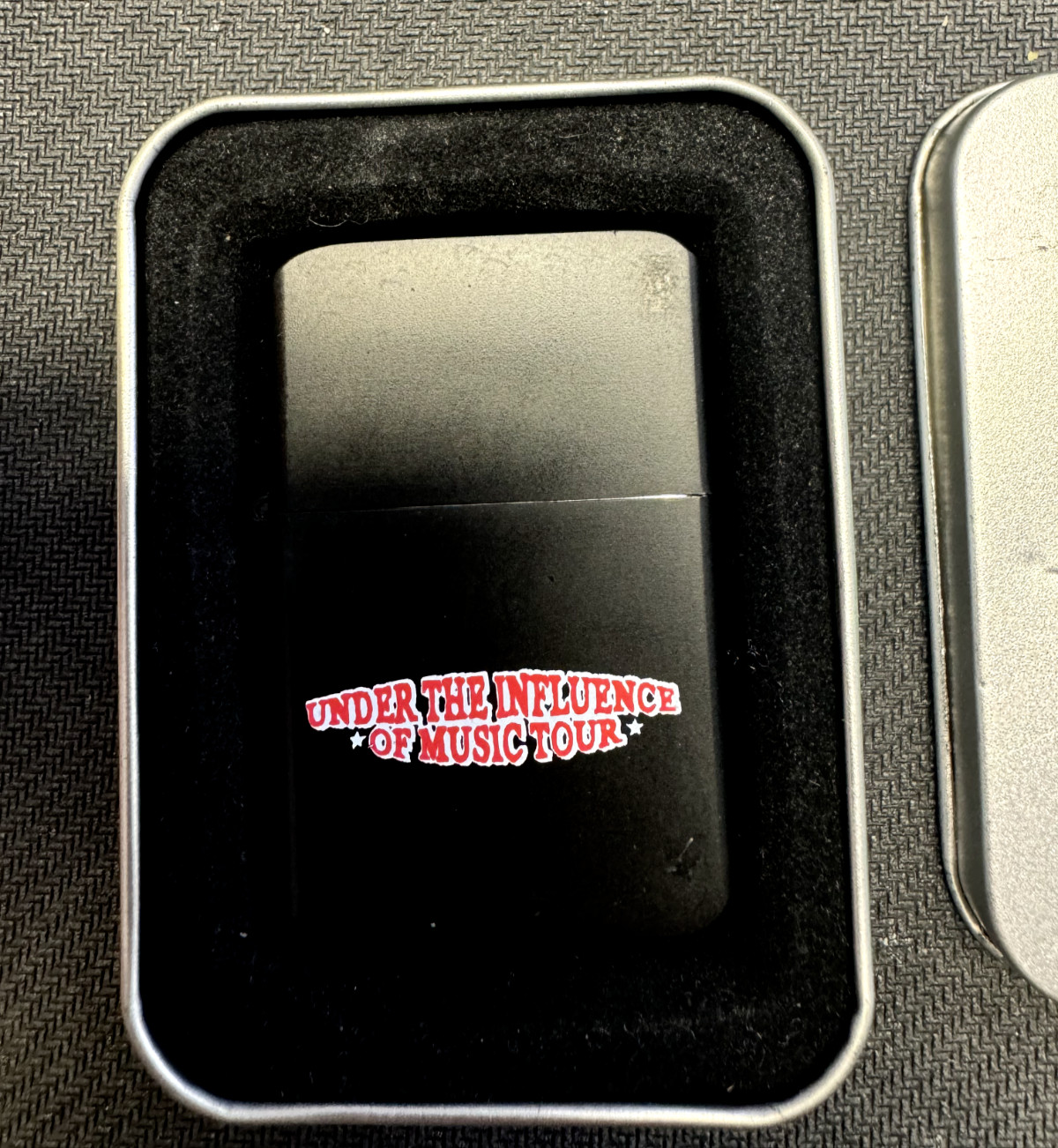 Black 2013 Touchlite Under The Influence Of Music Tour Lighter