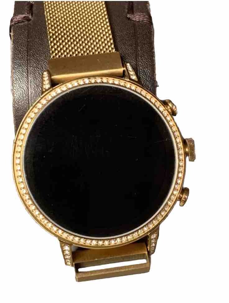 Series 4 Gold Glam Fossil Smart Watch with Comfortable Removable Band Fossil Q Venture Gen 4 Smart Watches for Sale | Shop New  main image 4