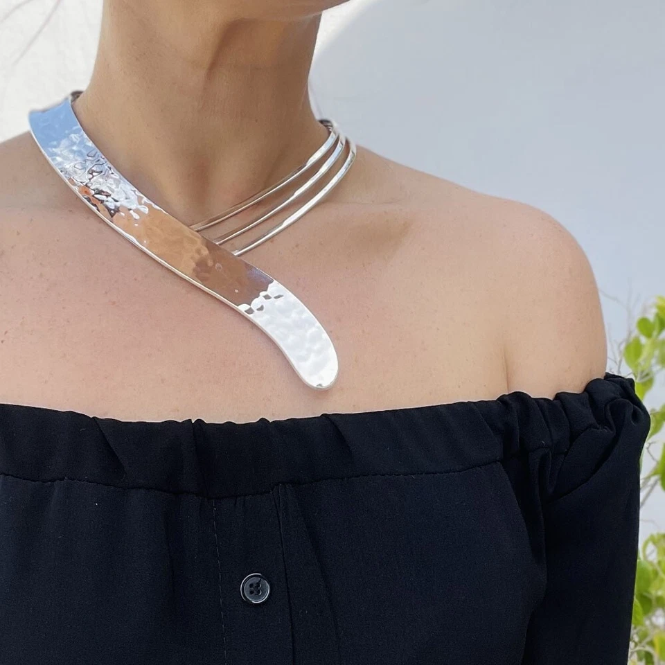 Cellerini - Collana Rigida in Argento Sterling 925 Martellato con 3 Linee - Immagine 4 di 4