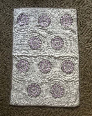 POTTERY BARN KIDS Baby Girls CRIB QUILT - White/Gray PURPLE FLOWERS