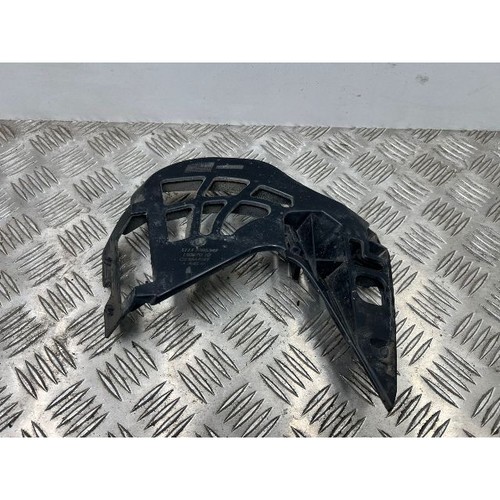 BMW 5 G30 G31 G38 2017 Halterung Stoßstange Stoßfänger vorne 7385347