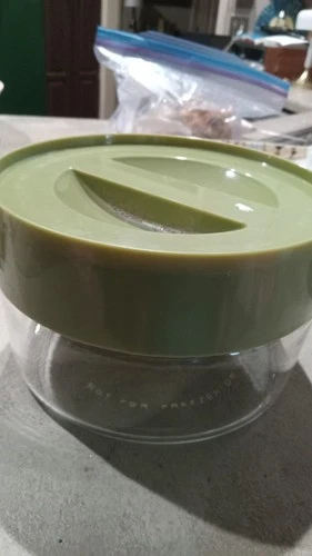 Vintage 70's Pyrex See N Store Canister Avocado Green Plastic Lid  6" Diameter