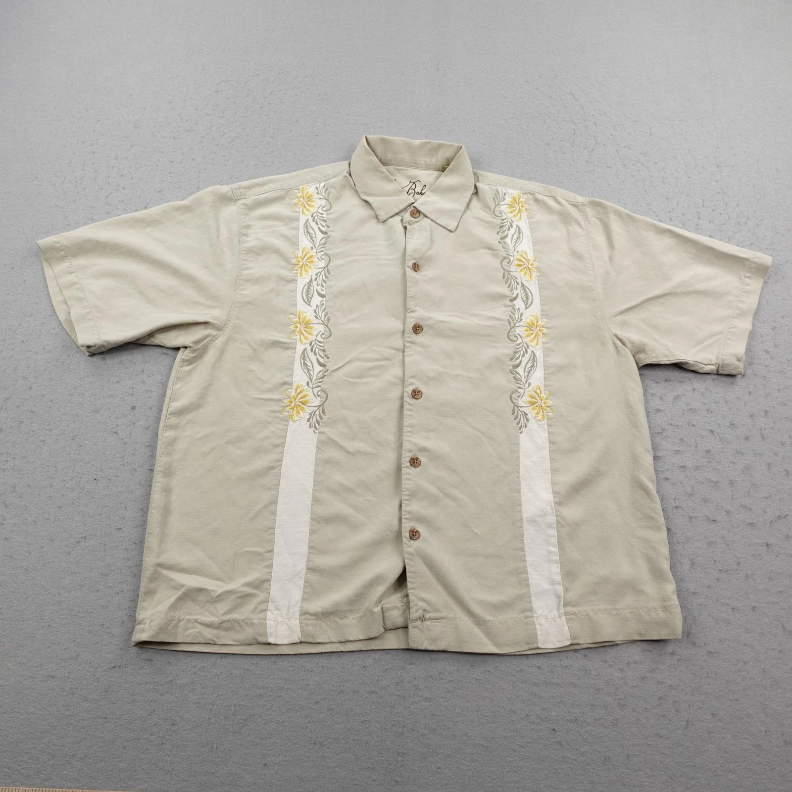 Tommy Bahama Shirt Mens Large Beige Silk Hawaiian Aloha Floral Camp Embroidered