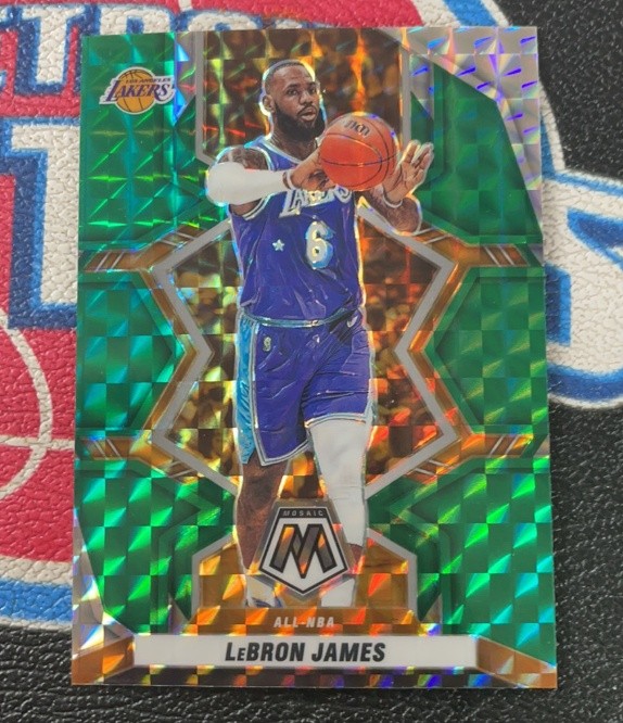 LeBron James 2021-22 Panini Mosaic ALL-NBA Green #286