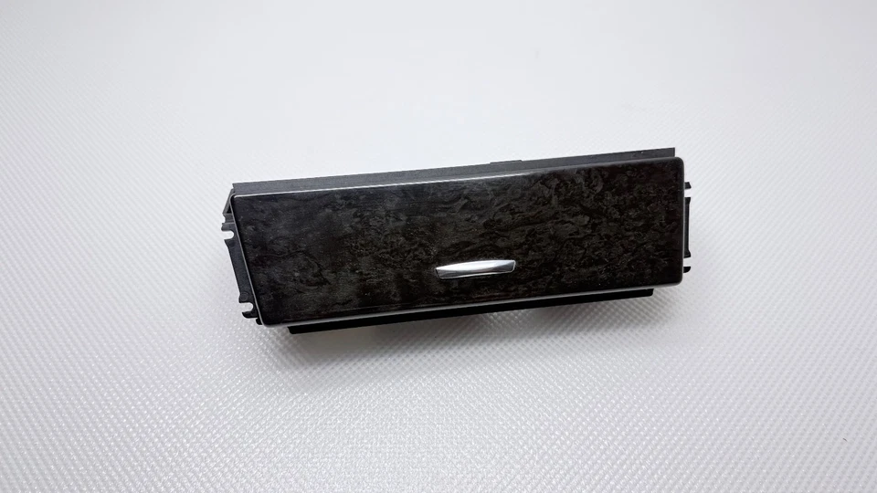 2006-2010 BMW 650i Front Center Console Ashtray Storage Compartment 9140570 OEM - Image 4 of 4