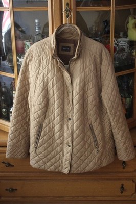 BASLER  Damen  Steppjacke Gr 48 XL  Länge 72 oberweite  128  Sehr Gut