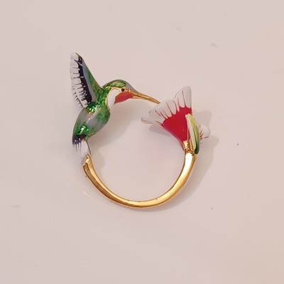 Vergoldeter Ring mit grünem Kolibri handemailliert