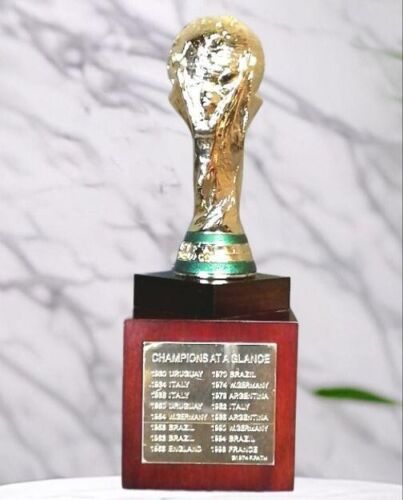 Selten! FIFA World Cup Japan 2002-Korea Official Ornament Trophy Delivered from JP - Bild 2 von 9