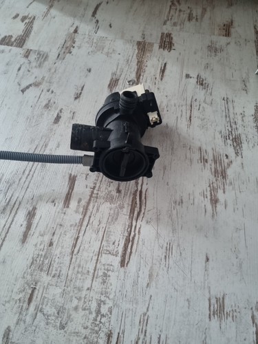 Waschmaschine BAUKNECHT SUPER ECO 7416 Pumpe Laugenpumpe W10476932