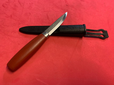 Morakniv  7  Knife Carbon Steel 3'' Blade w/ Decorative Sheath Unused Red