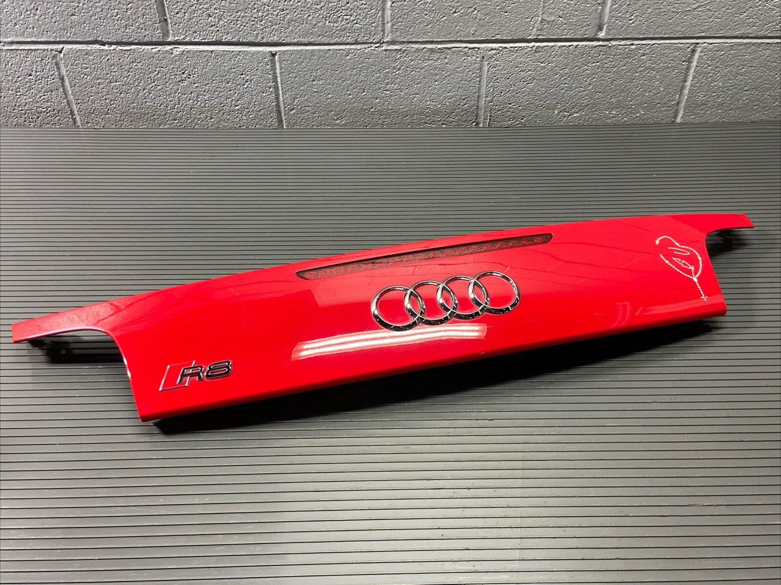 2011-2015 Audi R8 Spyder Rear Bumper Panel Trim W/ Brake Light OEM *NOTE*