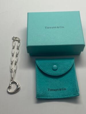 Tiffany & Co. Elsa Peretti Sterling Silver OPEN HEART Paper Clip