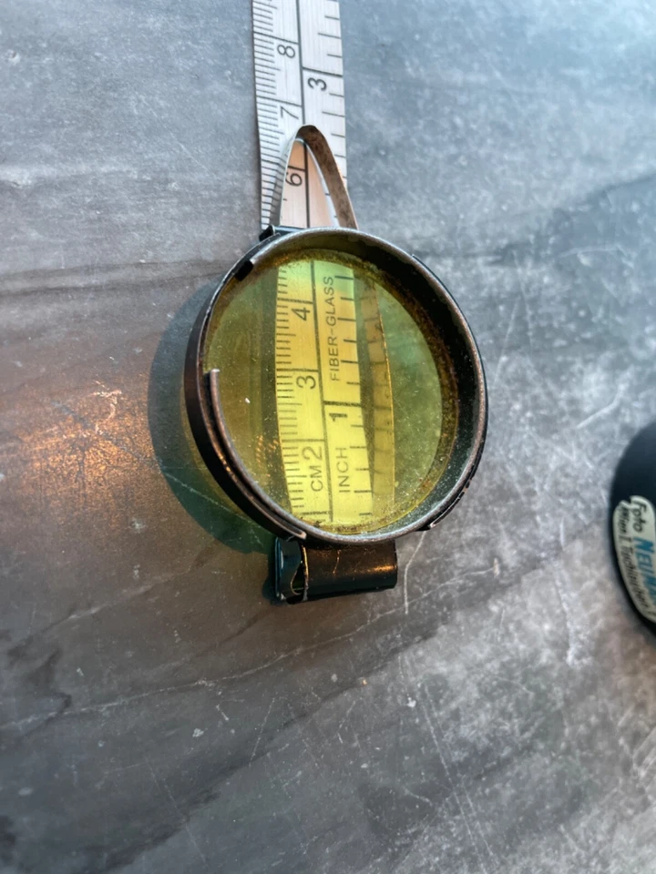 • Latch-On A42 Filter Set for 39mm Threaded LEICA Lenses DRGM - Image 4 of 4