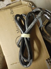 Seltene NOS Mercedes 190SL Windschutzscheibendichtung W121 1216710120 Seltene NOS Mercedes 190SL Windschutzscheibendichtung W121 1216710120
