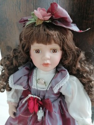 Haunted Doll Positiv Wächterin  