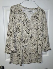 Studio Works Women’s Half Button Roll Tab Blouse Size Large NWOT