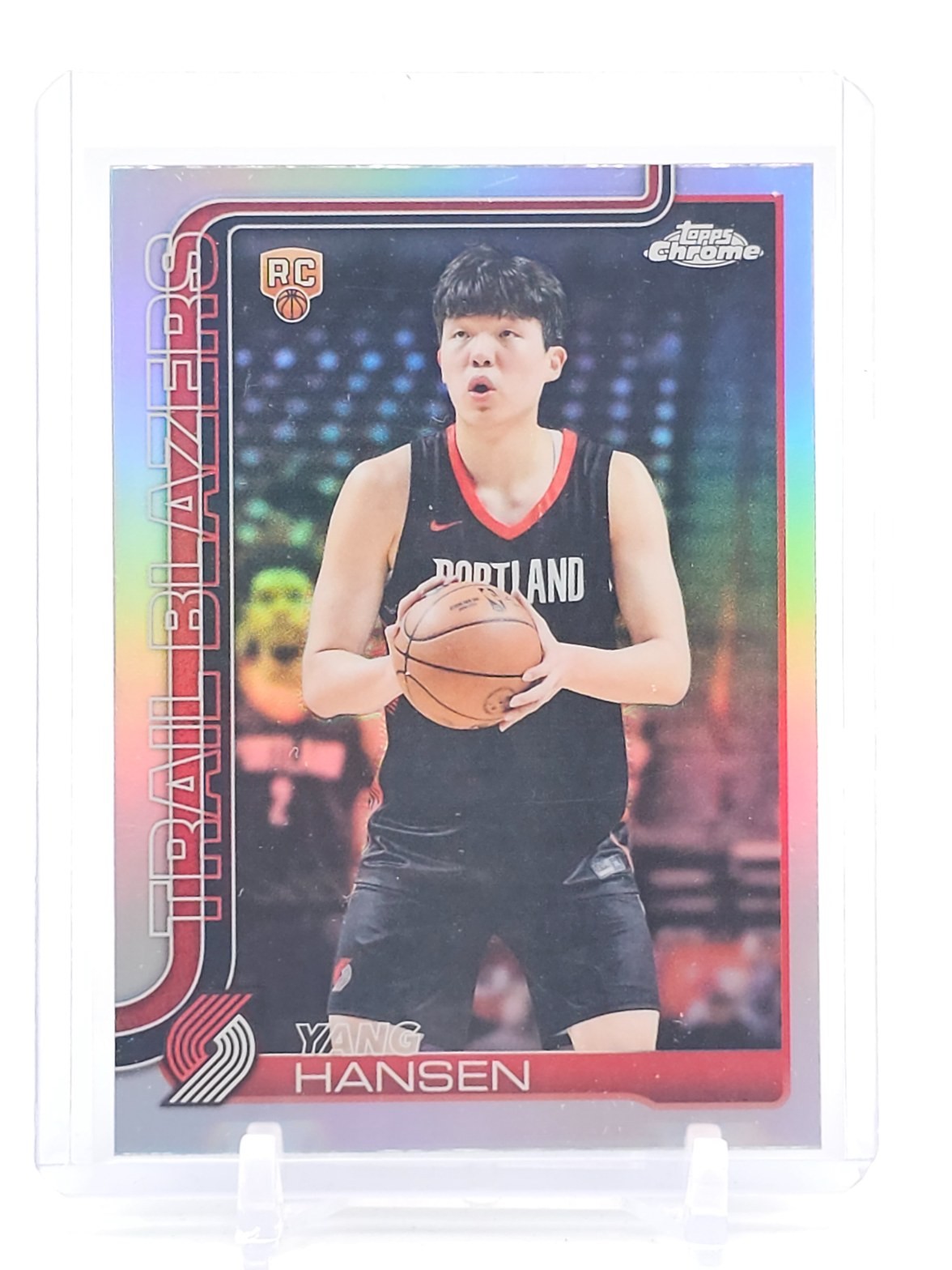 YANG HANSEN 2025-26  TOPPS CHROME ROOKIE REFRACTOR #266 TRAIL BLAZERS Q3178