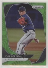 2020 Panini Prizm Tier II Lime Green Prizm 37/125 Jose Berrios #146 03xg