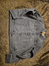 Levi’s Premium Men’s Trucker Jacket Large Gray Light Wash Red Tab Denim Jean