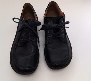 CLARKS BLACK FUNNY DREAM SHOES SIZE 8 cg t29