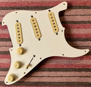 1993 Fender MIM Squier Series Loaded Pickguard Pickups Mexico