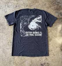 Netflix Outer Banks 5 The Final Season Black Flag Grips Cast & Crew T Shirt L