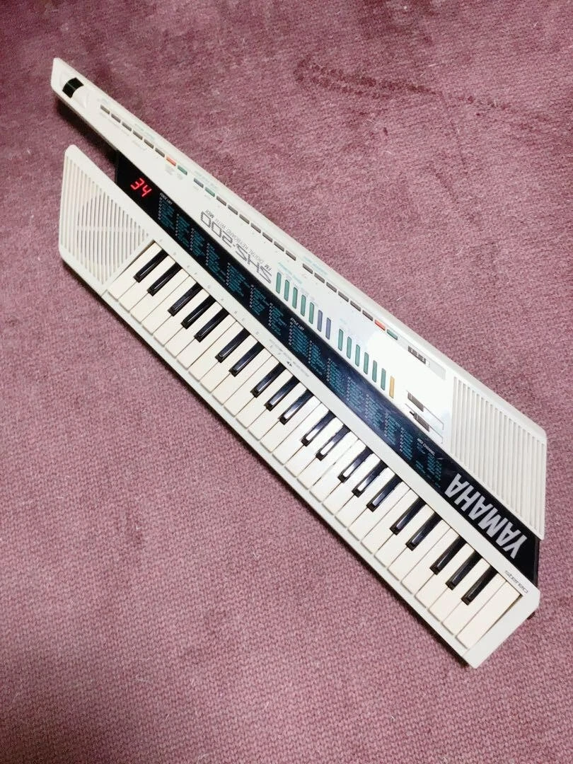 YAMAHA SHS-200 Digital Keyboard tested working used white JAPAN