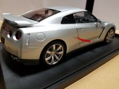 Autoart 77386 NISSAN GT-R R35 SILVER 1/18 | eBay