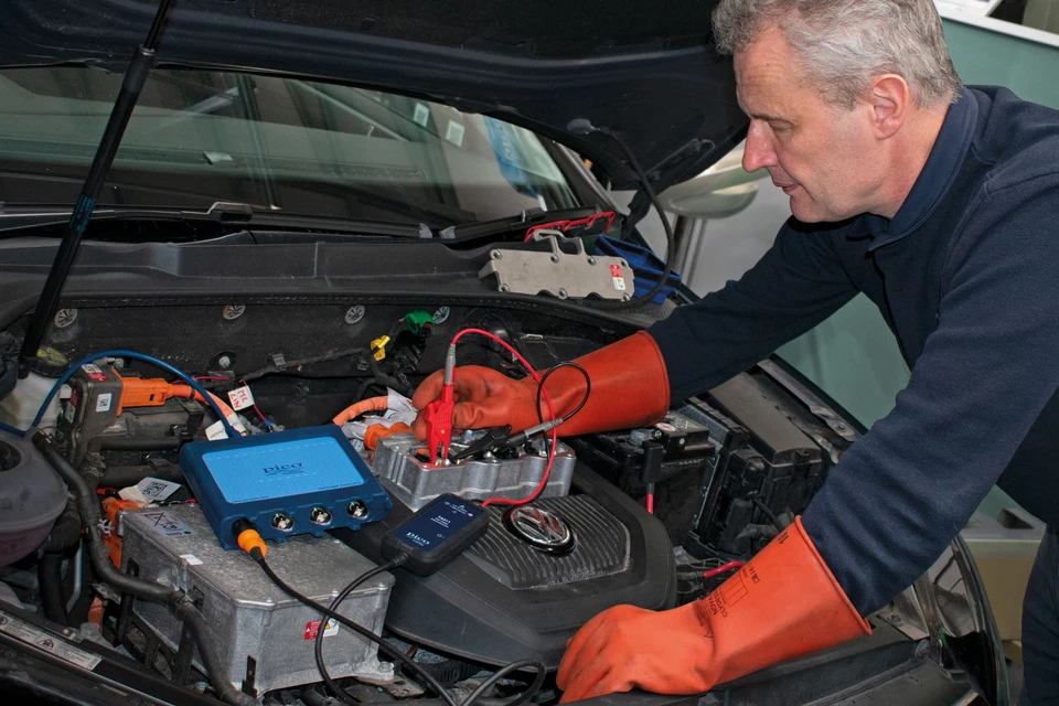 Pico Technology PicoBNC+ 1400V Differential Probe Kit Automotive Oscilloscope - Image 4 of 4