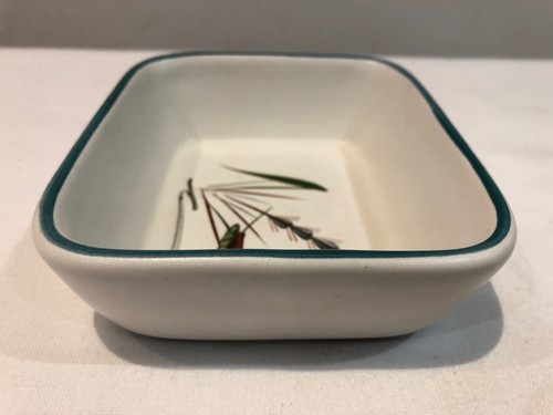 Denby Bourne Stoneware Greenwheat pattern - signed A College - Platter - Picture 4 of 6