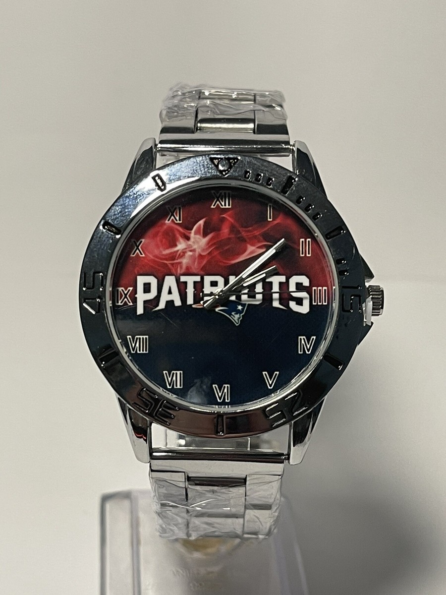 Patriots Stainless Steel Watch Breitling Chronomat GMT 40 New England Patriots Limited  main image 3
