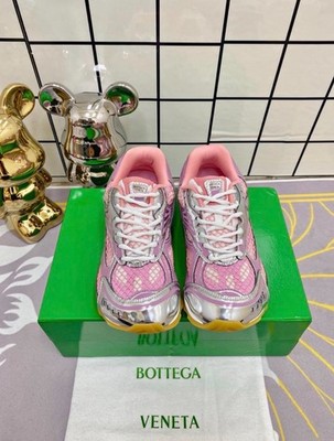Pink Bottega Veneta Orbit Size 6