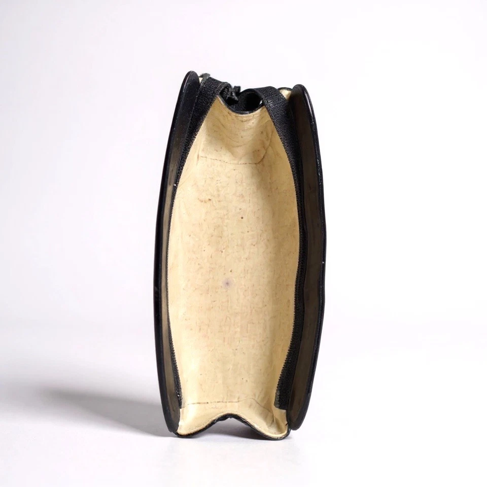 CHANEL CC Logo Patent Leather Cosmetic Pouch Bag Black/3BF0541 - Image 2 of 3