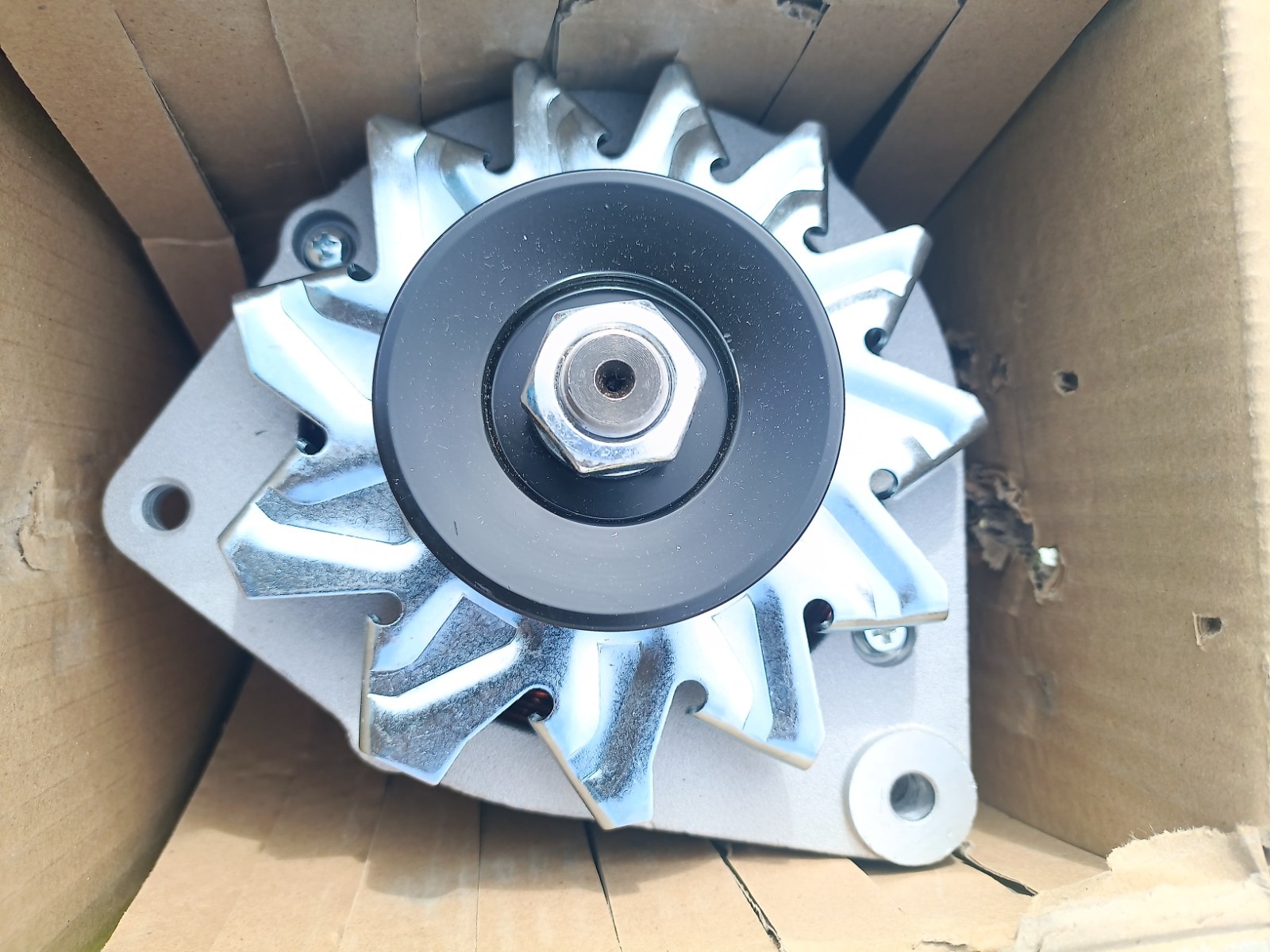 New - PlusLine Automobile Alternator 12 Volt 4810 Gram For Lombardini 80A MG464+