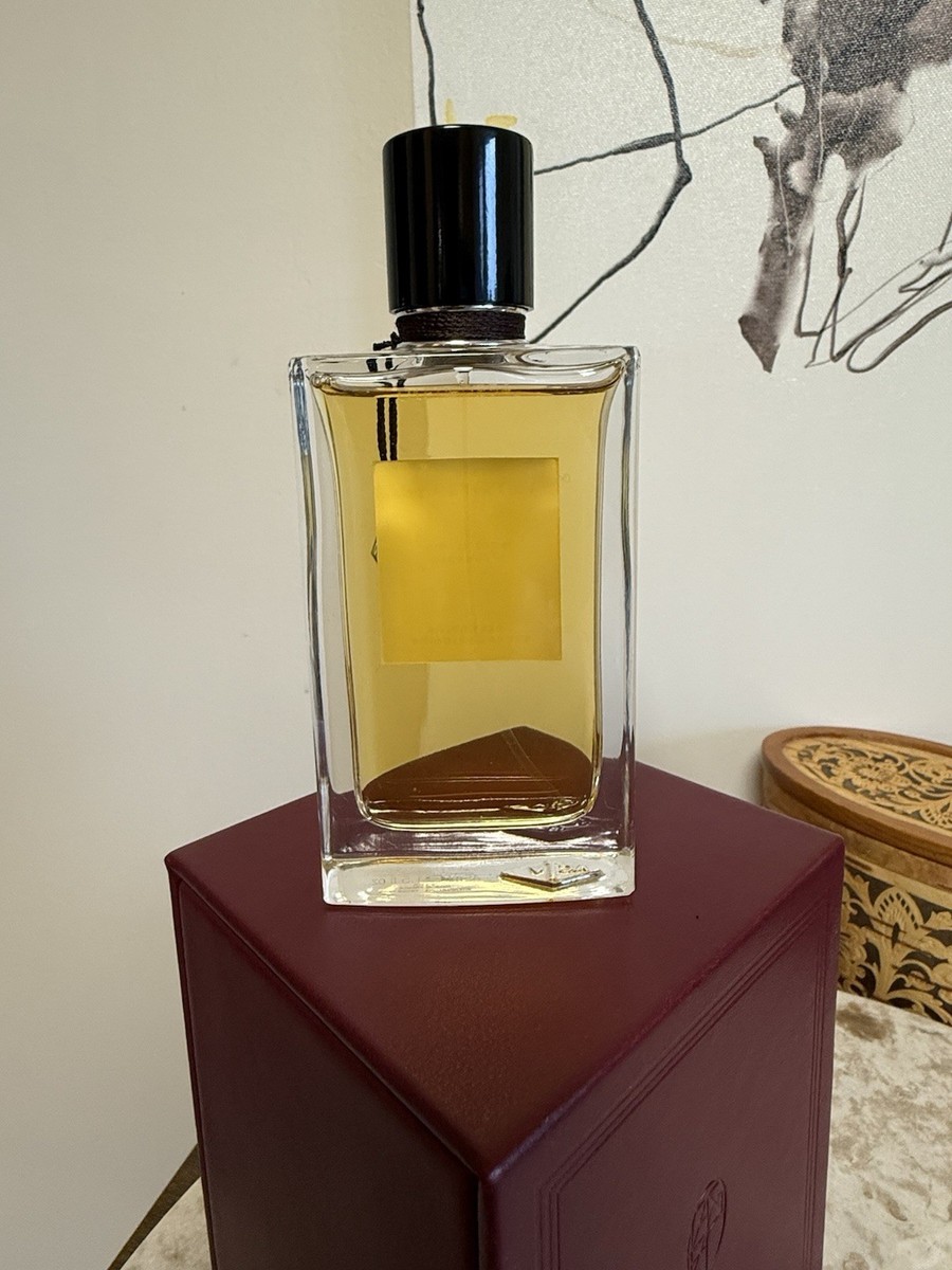 Van Cleef & Arpels Bois d'Iris 75ml 【公式通販】