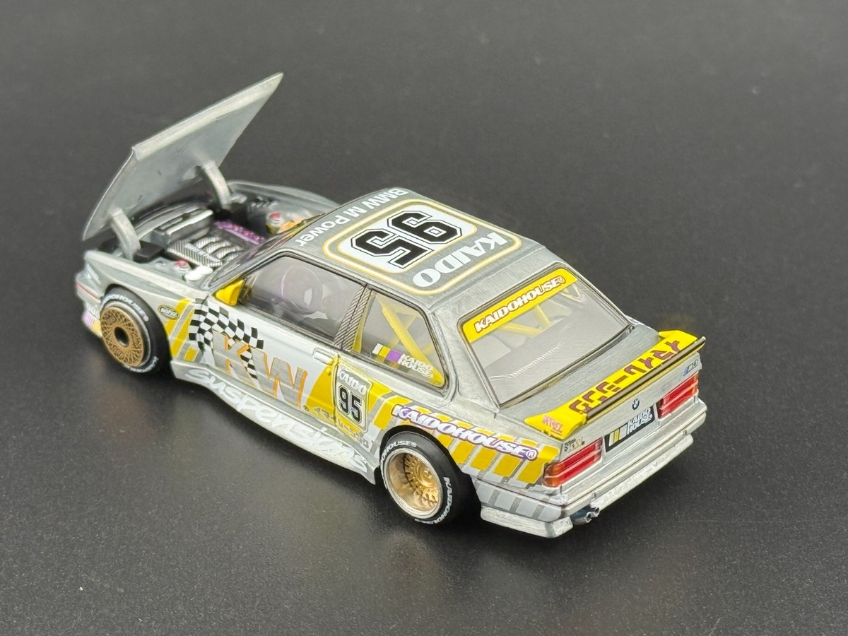 ウ*ー様  M3 KAIDO KW V1 KAIDO★HOUSE 街道ハウ Kaido House BMW M3 Kaido KW V1 KHMG194 1/64 Diecast – Treasured Models