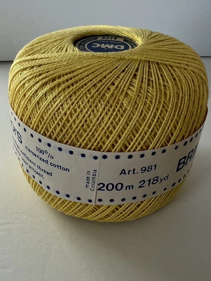 Un hilo de algodón de ganchillo brillante DMC #8729 amarillo nuevo Foto 4 de 4
