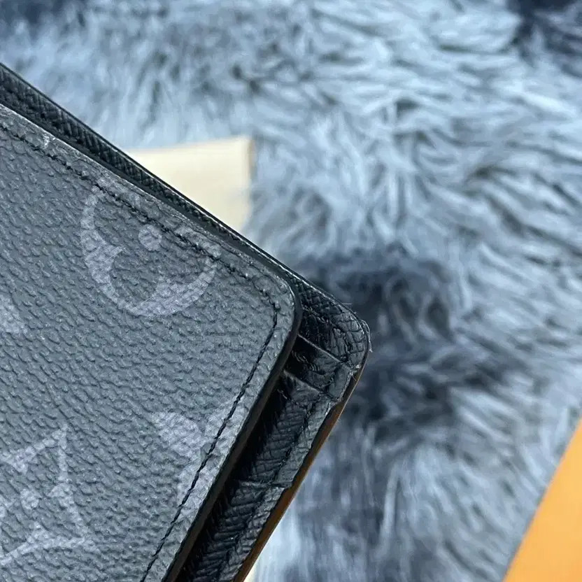 Louis Vuitton Eclipse Multi Wallet Black Pre-Owne… - image 4