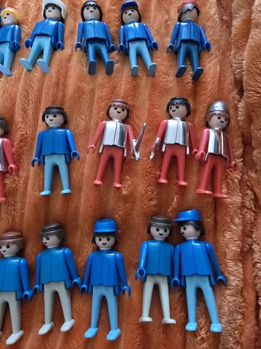 Playmobil Geobra 1970s Huge Lot 58 People 27 Horses Plus MORE!!! - Picture 3 of 15