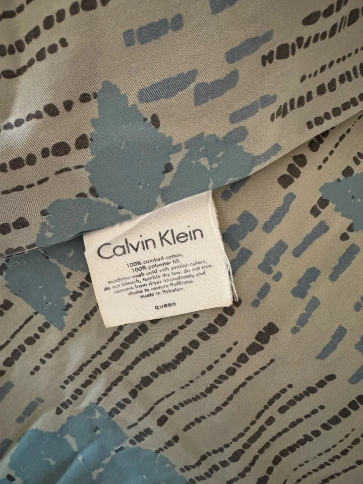 Edredón floral azul y beige Calvin Klein ~ Queen Foto 4 de 4