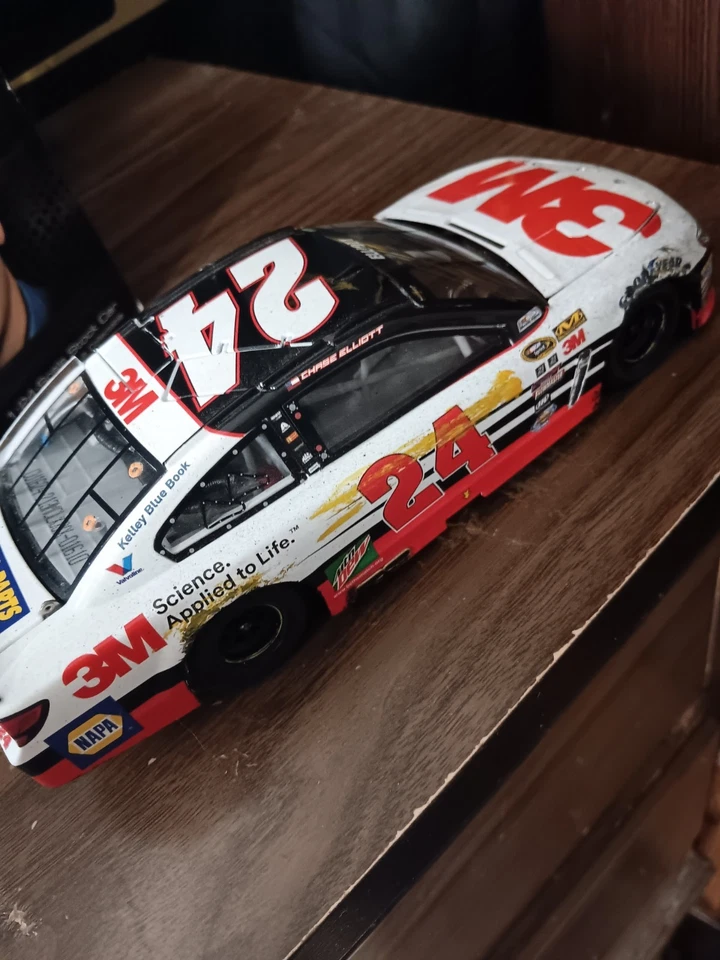 Chase Elliott 2016 Sprint Open Autographed Custom - Image 4 of 4