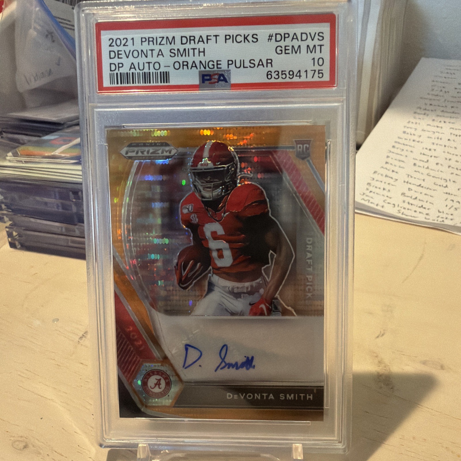 DeVonta Smith Panini Prizm Draft Picks Draft Picks Autographs #DPADVS Orange Pulsar