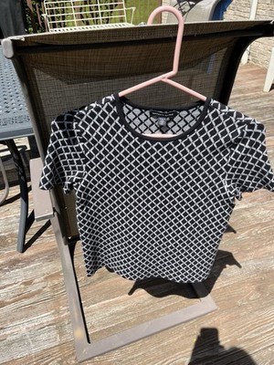 Saks Off 5th Avenue Womens Short Sleeve Black/Grey Sweater Size XS