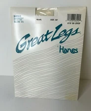 Vintage Hanes Great Legs Sheer Sandalfoot Pantyhose Pearl Size AB