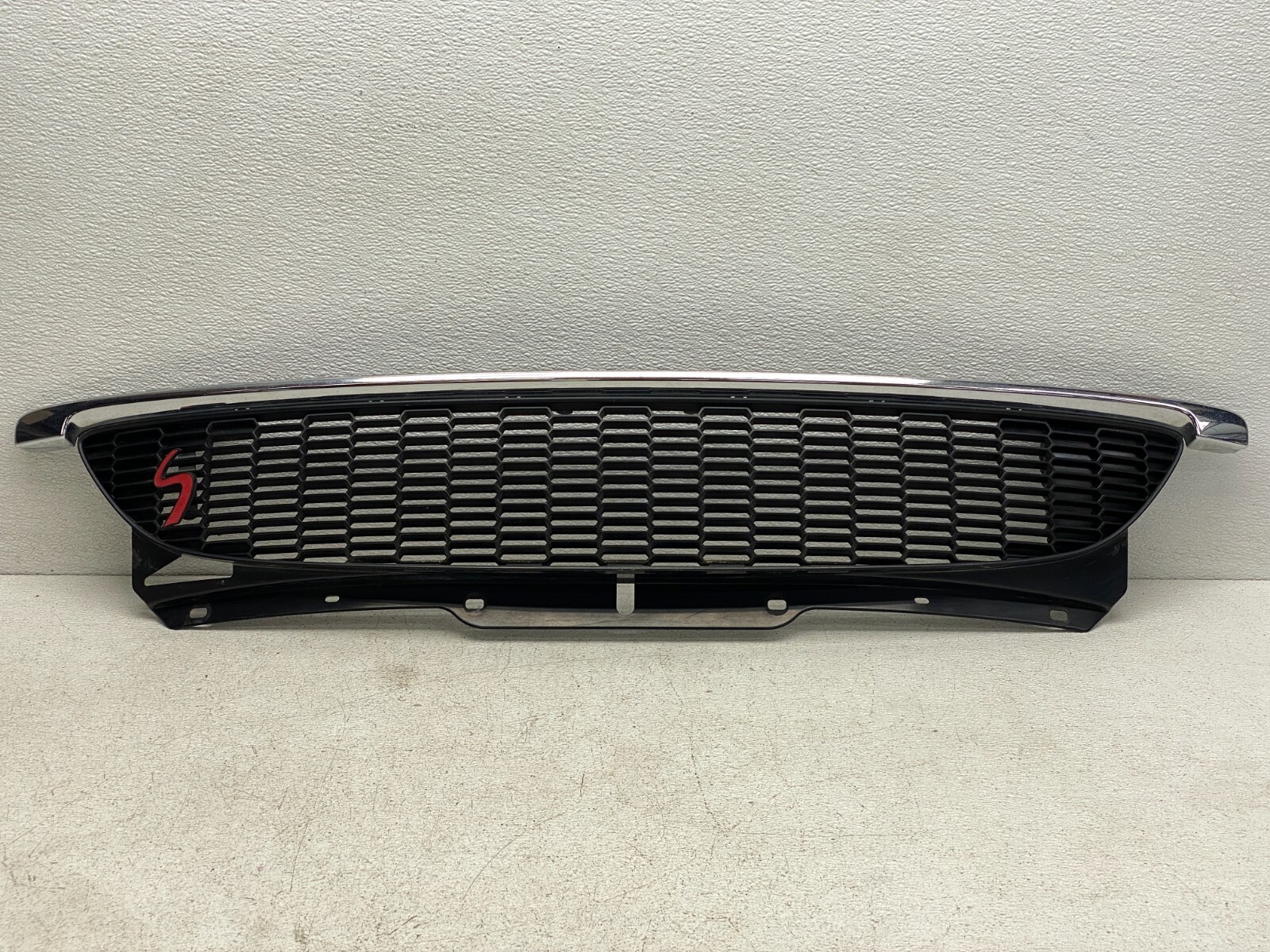 2007-2009 MINI COOPER S R56 FRONT BUMPER GRILL GRILLE ASSEMBLY OEM ...