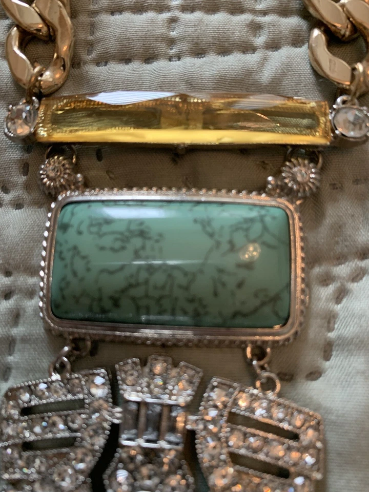 Extraordinaria pieza de collar de bisutería turquesa de Baublebar Foto 3 de 4