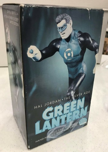Green Lantern~Hal Jordan~The Silver Age~Miniature Statue~#0819/3200~DC Direct~ - Picture 7 of 8