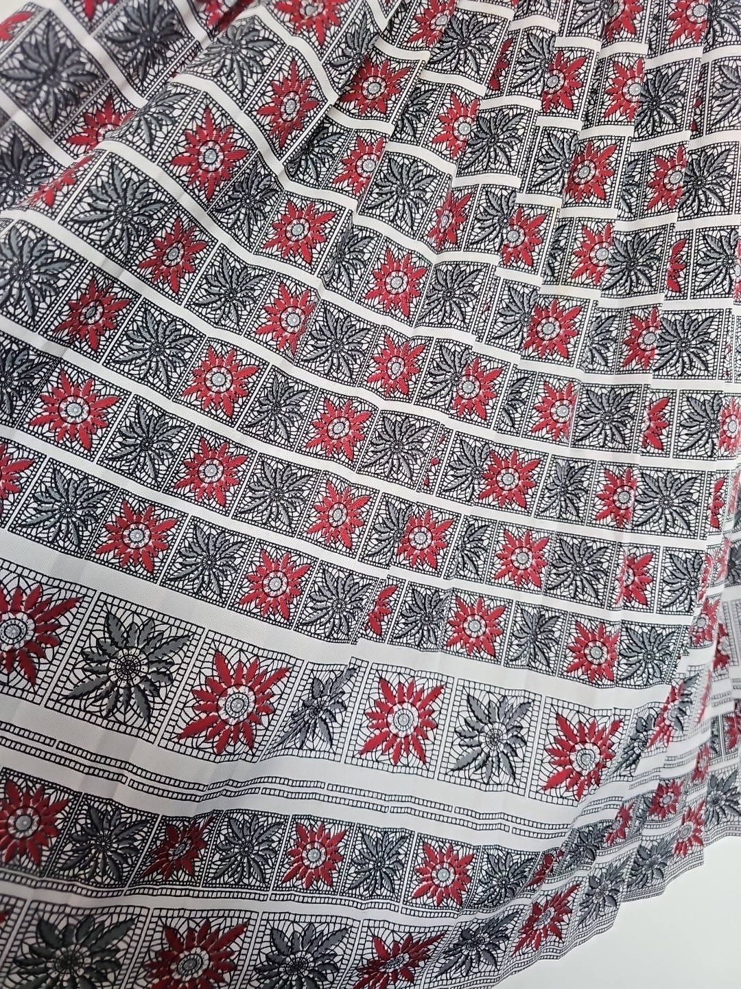 Vintage Frankenwalder Floral Pleated Midi Modest Skirt Size 10 image 6