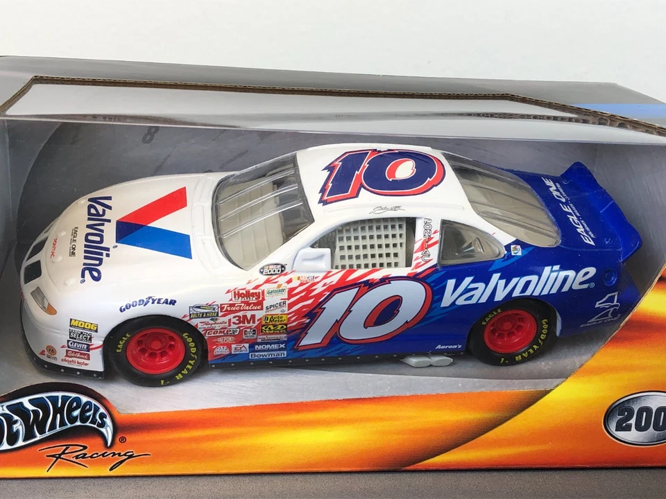 6 Nuevo en caja 2001 Hot Wheels Racing 1:24 McDonald's Pfizer Richard Petty 43 Valvoline + Foto 4 de 4