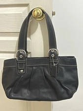 COACH Soho Pleated Frame Satchel Bag Black Leather 20×35×13cm Tote  f 13732